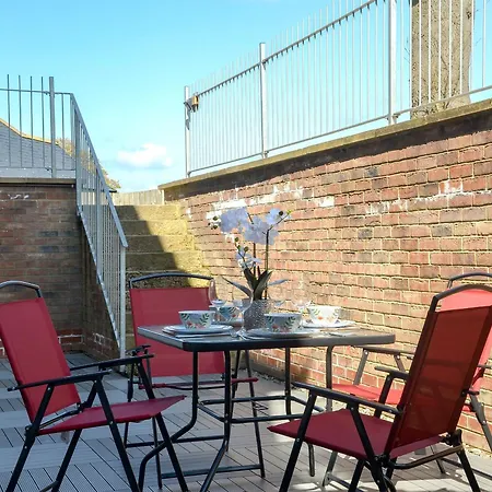 The Hideaway * Sleights